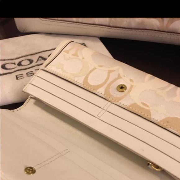 Coach purse and wallet - Picture 3 of 3